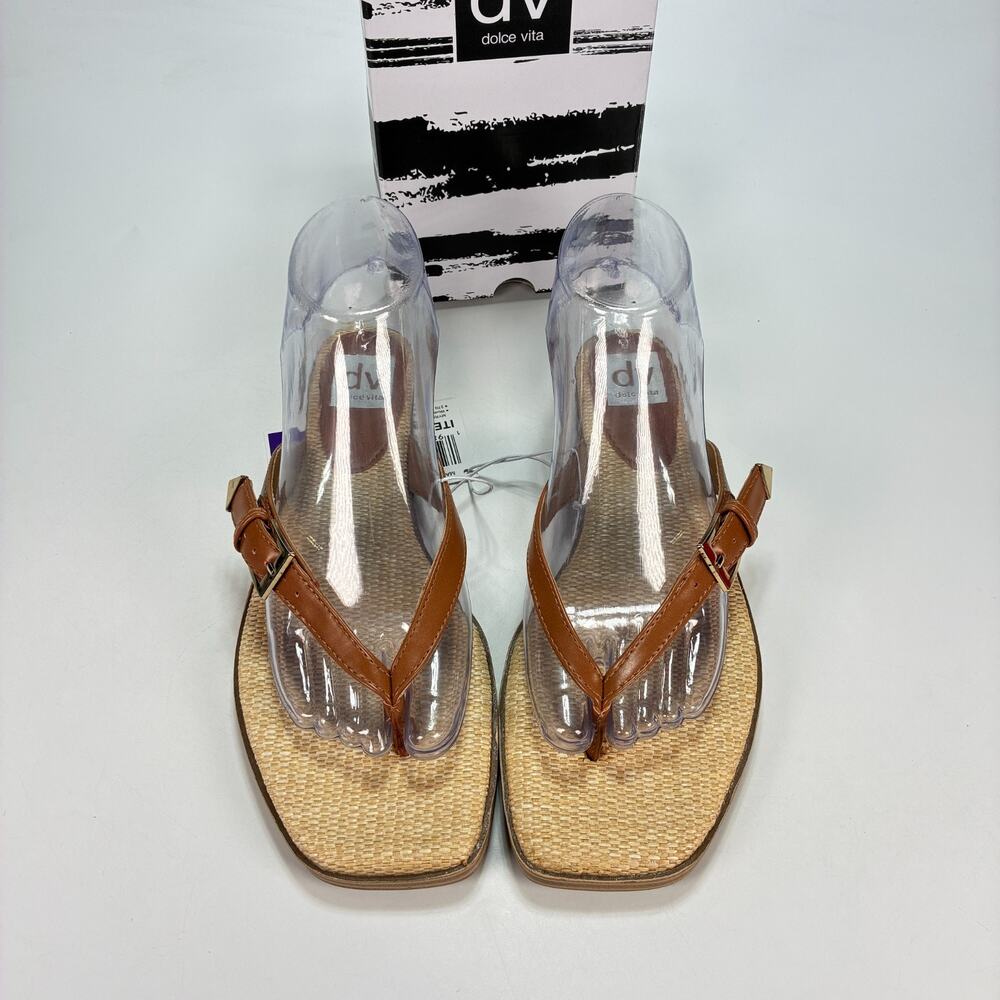 DV by Dolce Vita Tan Lightweight Casual Buckle Flat Thong Sandal Women's Size 8 - Picture 3 of 7